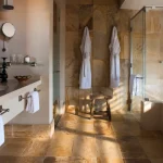 Four Seasons Safari Lodge accommodation photo 4
